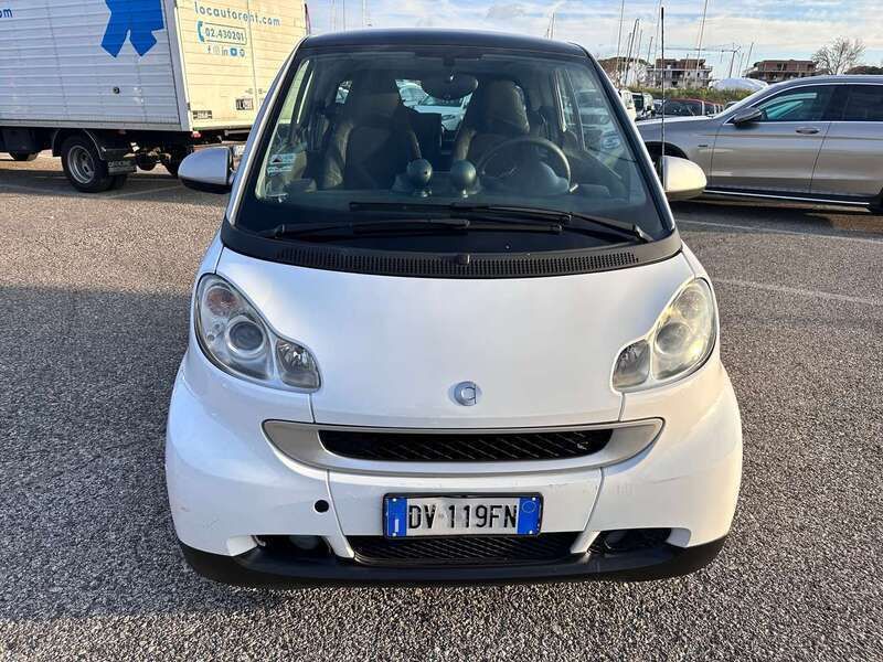 Usata Smart ForTwo Coupé Passion 71 CV (52 kW) 2009 Bianco Coupé