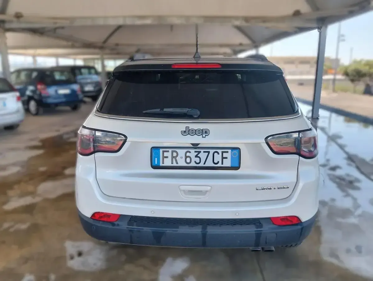 Usata Jeep Compass Night Eagle 140 CV (102 kW) 2018 Bianco SUV