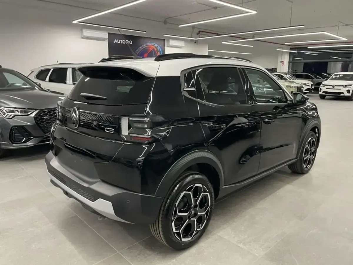 Nuova Citroën C3 PureTech 101 CV (74 kW) 2026 Night black SUV