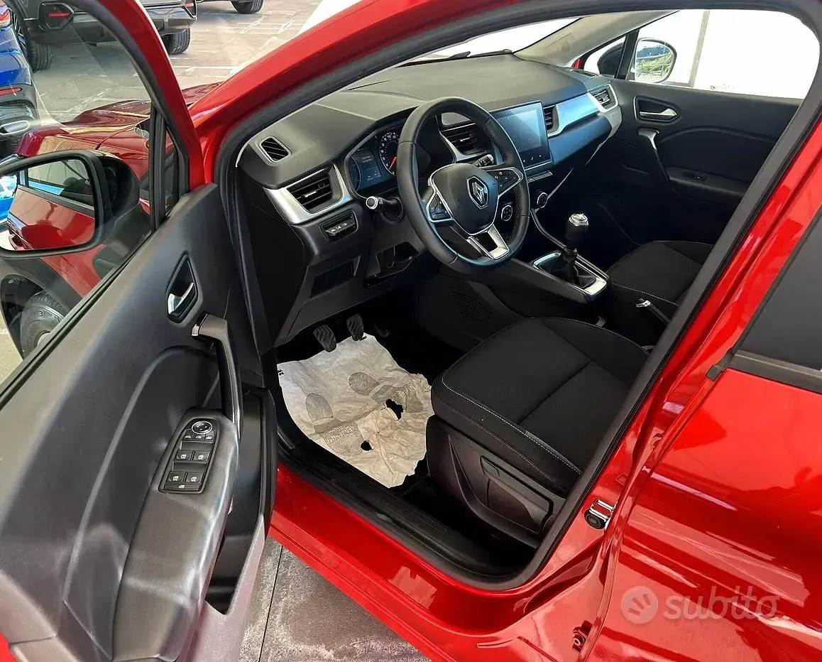 Usata Renault Captur Zen 95 CV (69 kW) 2020 Rosso SUV