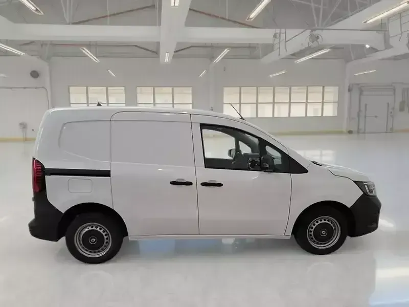 Usata Renault Kangoo 74 CV (54 kW) 2022 Monovolume