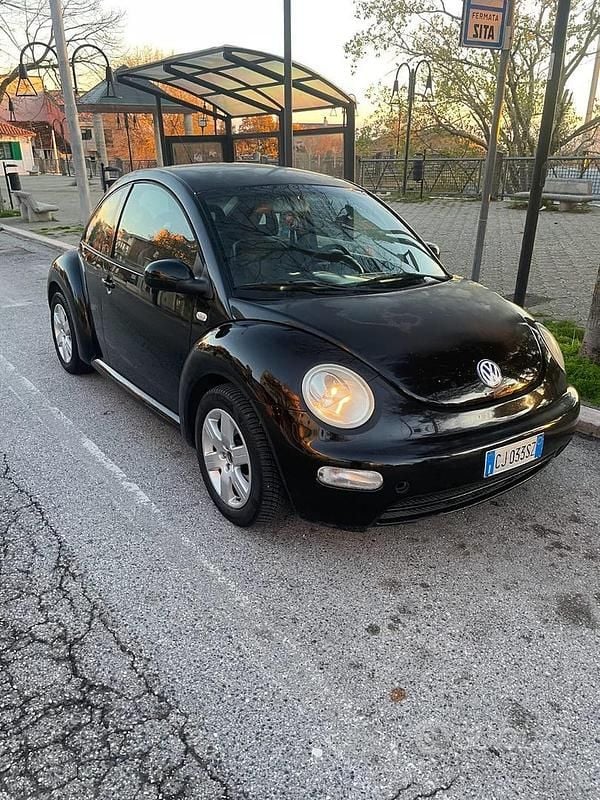 Usata VW New Beetle 2003 Utilitaria