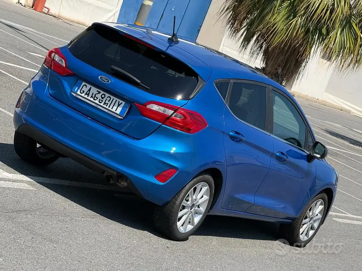 Usata Ford Fiesta Titanium 95 CV (69 kW) 2020 Bluazzurro Utilitaria