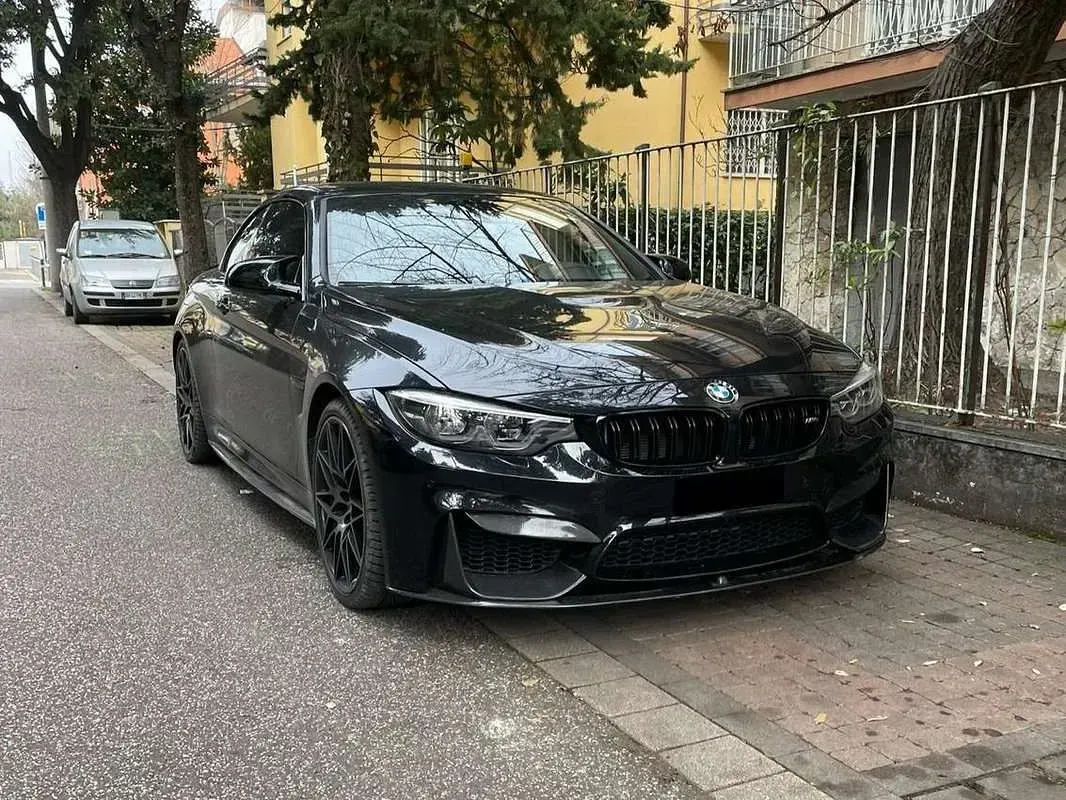 Usata BMW M4 Cabriolet M Performance 450 CV (330 kW) 2017 Nero Cabrio