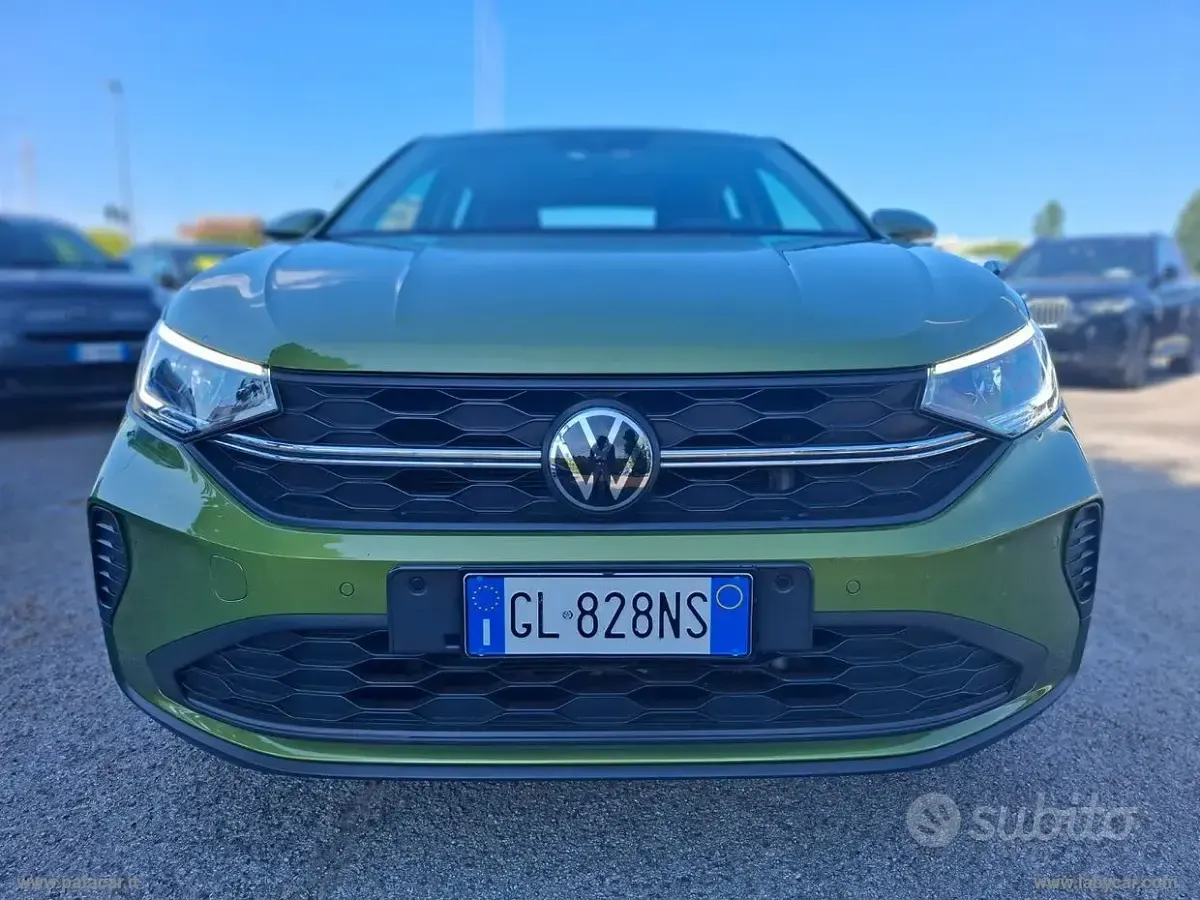 Usata VW Taigo Life 95 CV (69 kW) 2022 Verde SUV