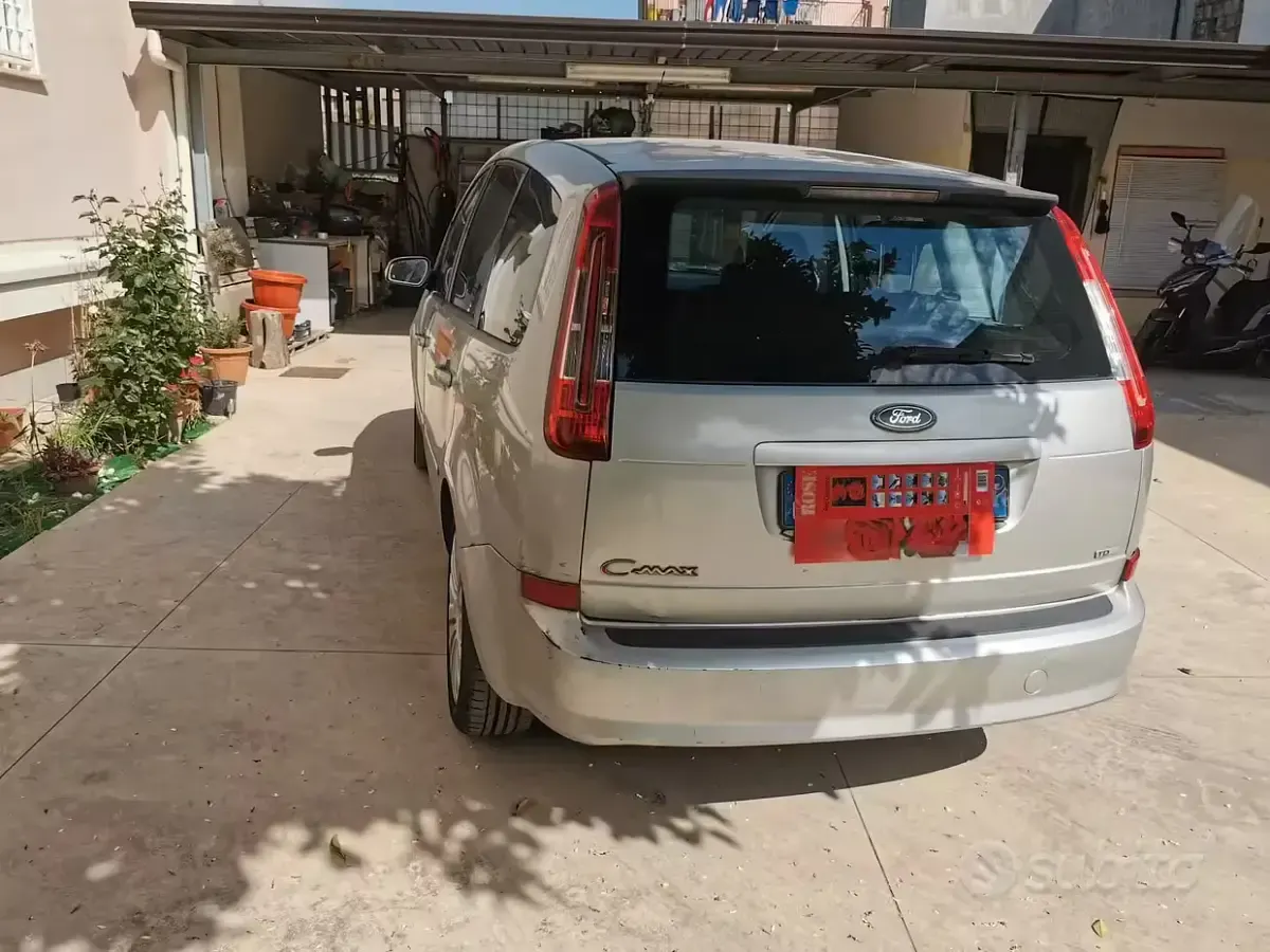 Begagnad Ford C-MAX 90 HK (66 kW) 2008 Minibuss