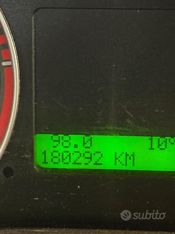 Usata Ford Focus Style 90 CV (66 kW) 2006 Grigio Station wagon