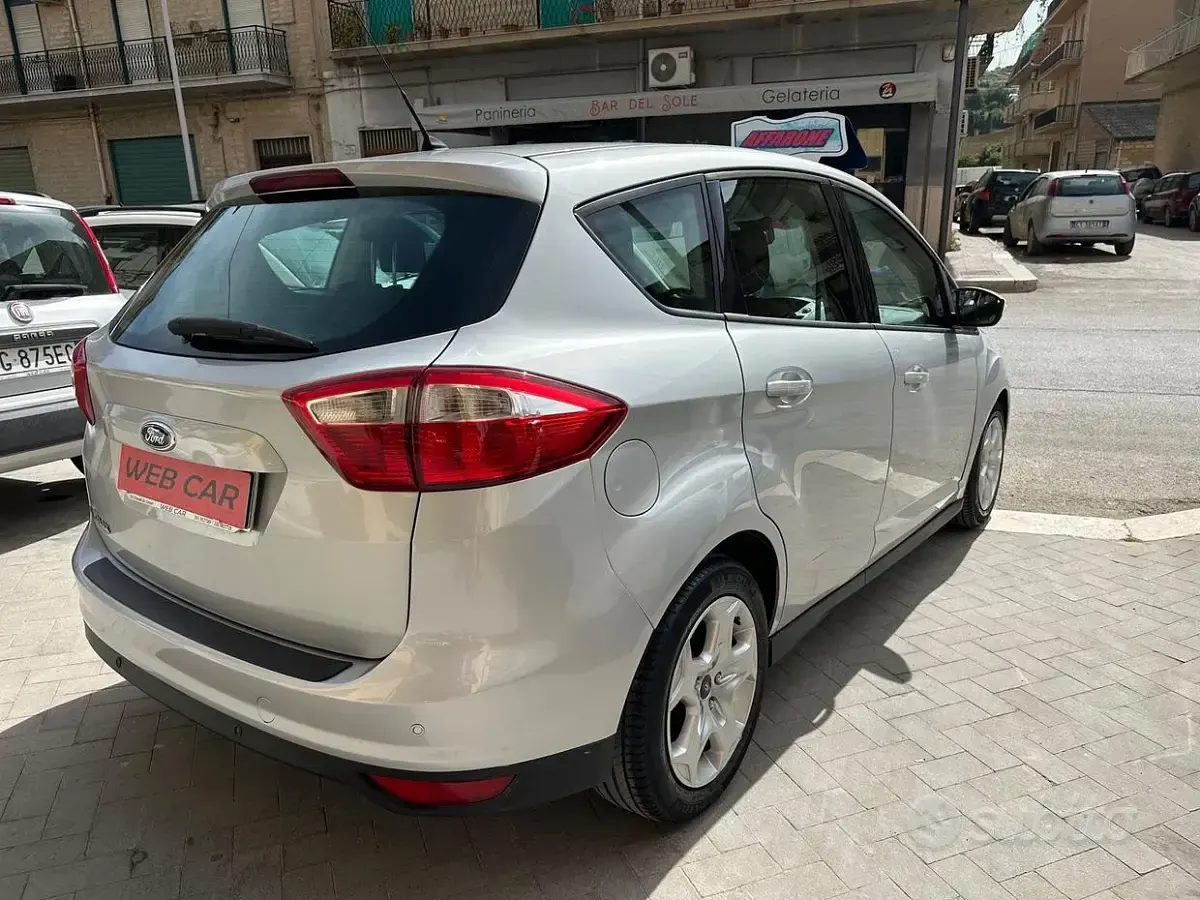 Usata Ford C-MAX 115 CV (84 kW) 2014 Grigio Monovolume