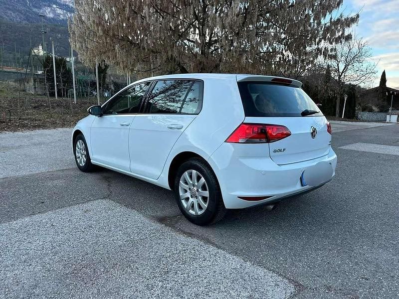 Usata VW Golf IV Trendline 105 CV (77 kW) 2005 Bianco Berlina