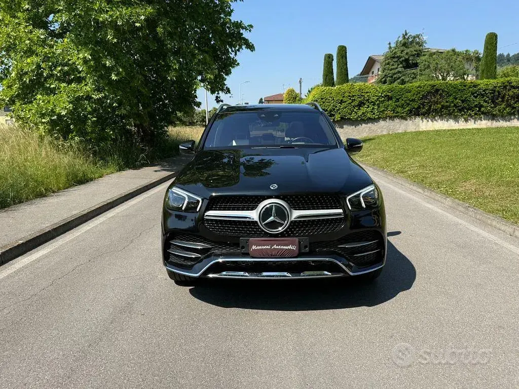 Usata Mercedes GLE400 Premium Plus 330 CV (242 kW) 2022 Nero SUV