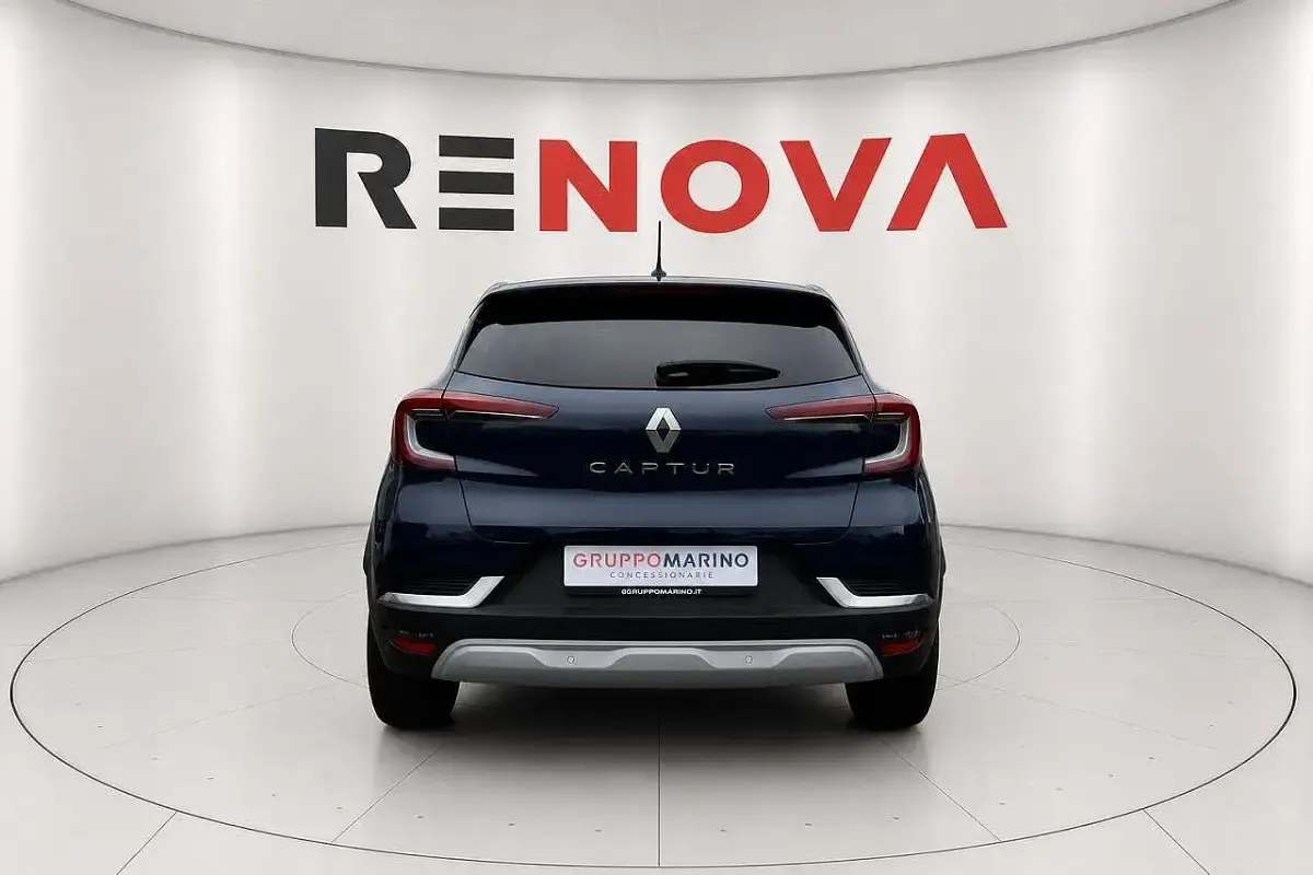 Usata Renault Captur Intens 101 CV (74 kW) 2022 Grigio SUV