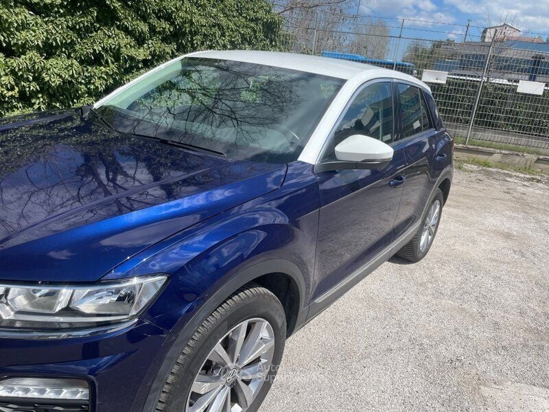 Usata VW T-Roc 150 CV (110 kW) 2020 Blu SUV