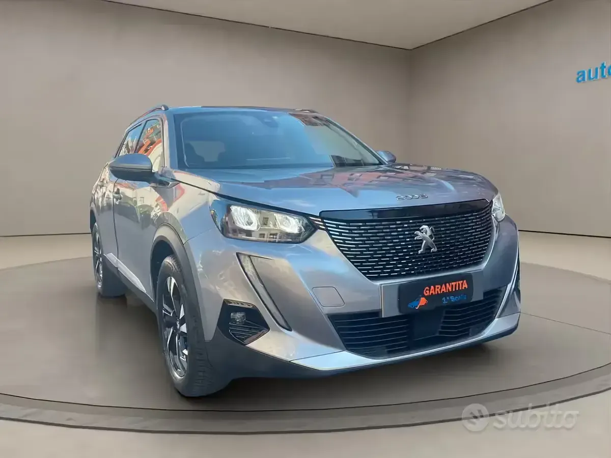 Usata Peugeot 2008 110 CV (80 kW) 2021 Grigio SUV