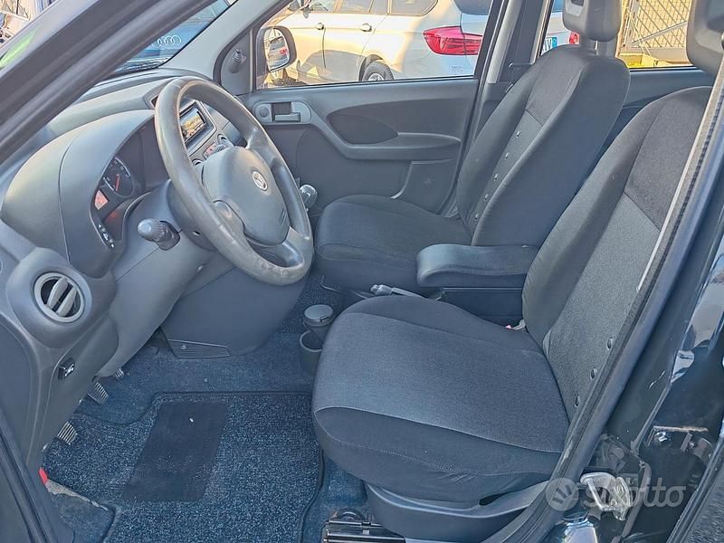 Usata Fiat Panda 4x4 Climbing 69 CV (50 kW) 2011 Nero Utilitaria