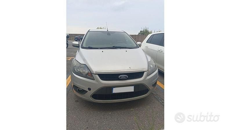 Usata Ford Focus 90 CV (66 kW) 2009 Grigio Berlina