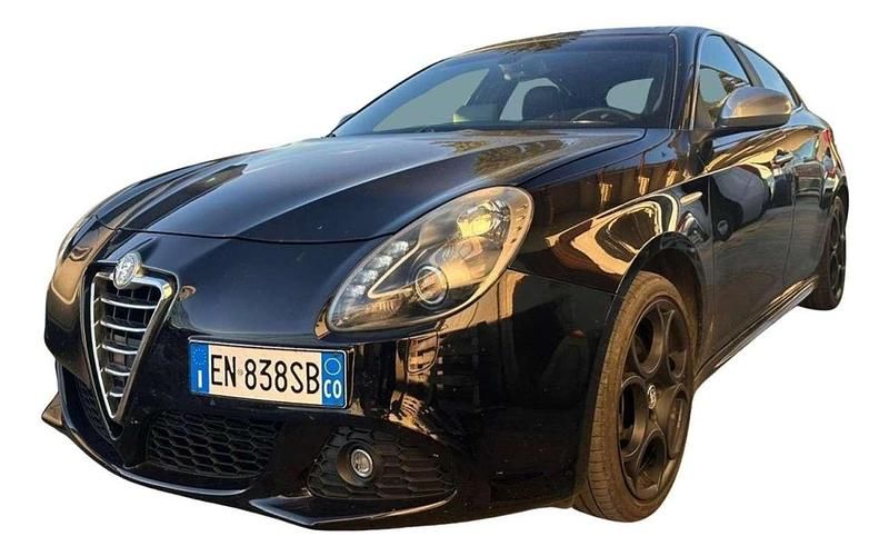 Nero Usata 2012 Alfa Romeo Giulietta Exclusive Tre volumi | 8900 € (Cara) - Immagine 1/4