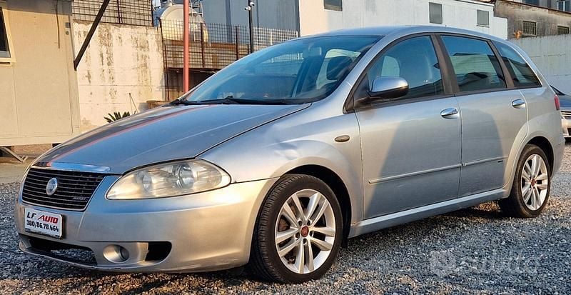 Usata Fiat Croma Emotion 150 CV (110 kW) 2008 Grigio Station wagon