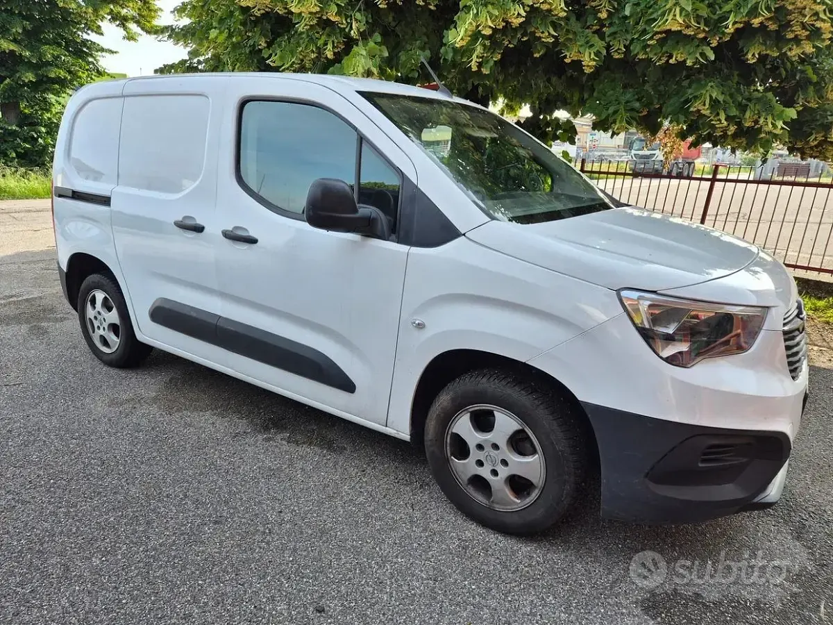 Usata Opel Combo S 76 CV (55 kW) 2020 Bianco Monovolume