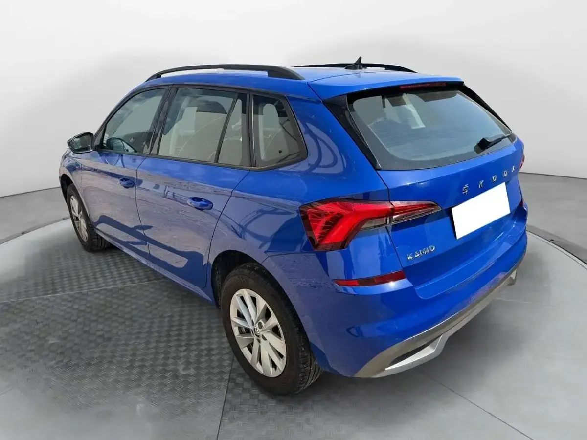 Usata Skoda Kamiq Ambition 110 CV (80 kW) 2023 Blu/azzurro SUV