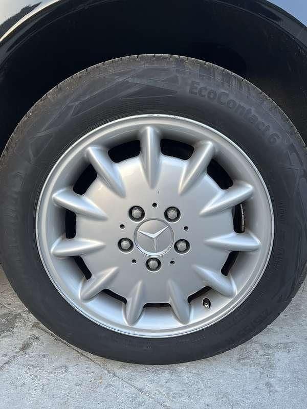 Usata Mercedes E200 Elegance 186 CV (136 kW) 2000 Berlina