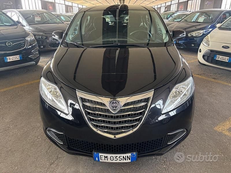 Usata Lancia Ypsilon S 69 CV (50 kW) 2012 Nero Utilitaria