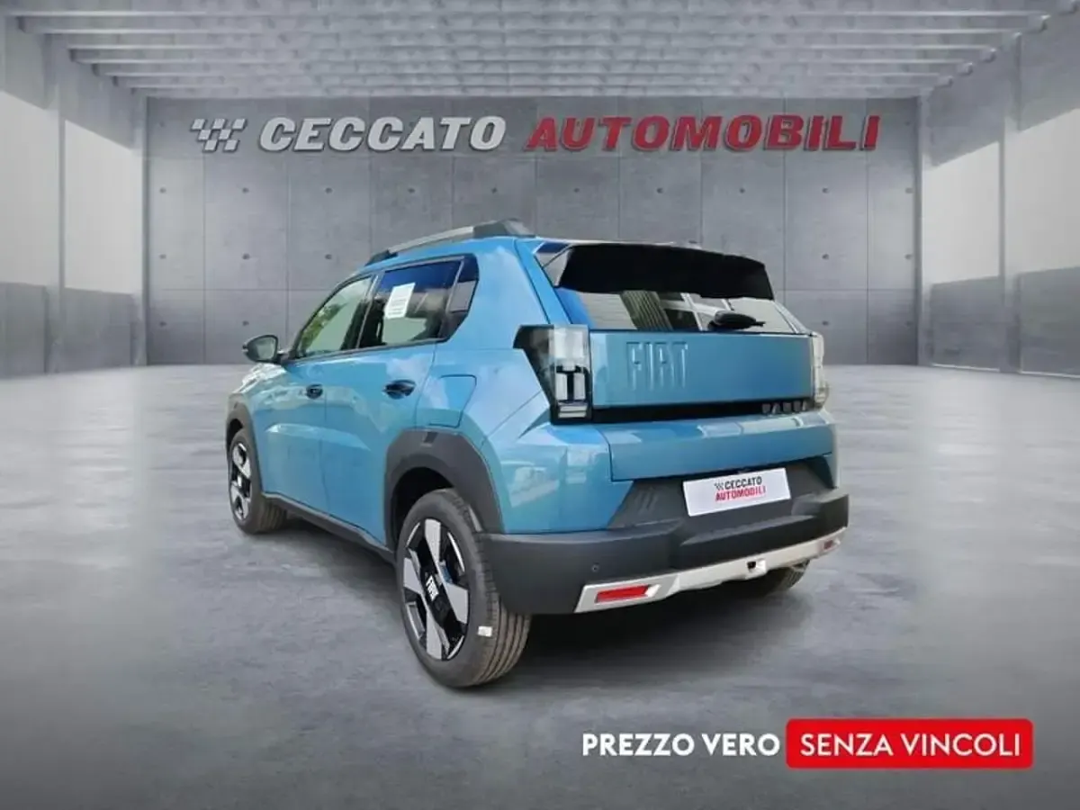 Nuova Fiat Grande Panda La Prima 100 CV (73 kW) 2026 Blu Utilitaria