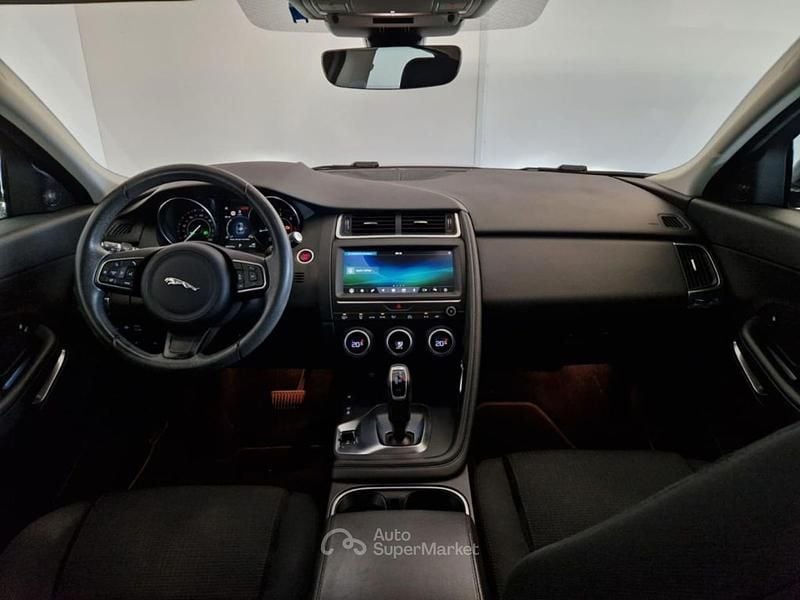 Usata Jaguar E-Pace 150 CV (110 kW) 2020 Narvik black SUV