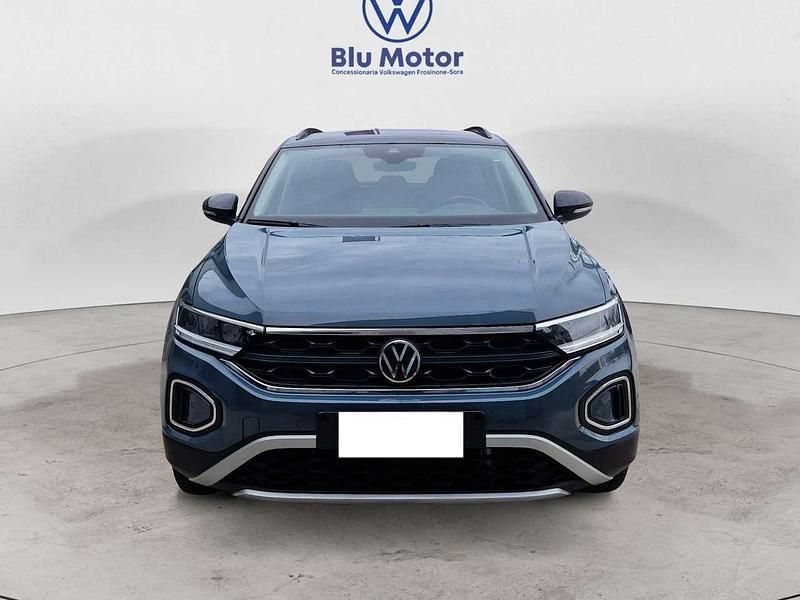 Usata VW T-Roc Life 150 CV (110 kW) 2025 Petroleum blue metallizzato ne SUV