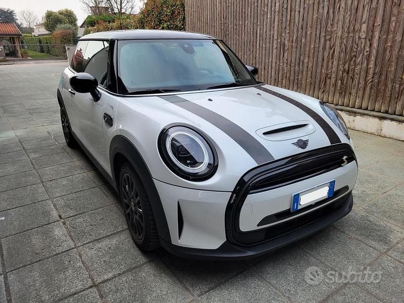 Usata Mini Cooper SE Resolute Edition 75 kW (102 CV) 2023 Bianco Utilitaria