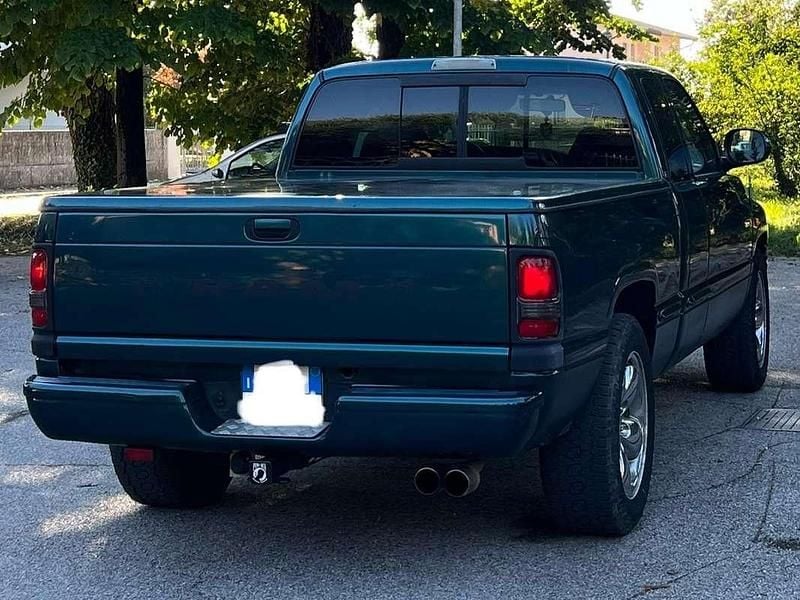 Usata Dodge Ram SE 220 CV (161 kW) 1998 Verde Pick-up