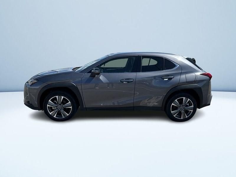 Usata Lexus UX 300e 150 kW (204 CV) 2022 Grigio SUV
