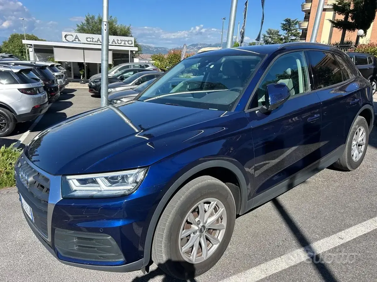 Usata Audi Q5 Business 163 CV (119 kW) 2020 Bluazzurro SUV