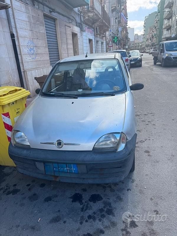 Usata Fiat 600 54 CV (39 kW) 2008 Grigio Utilitaria