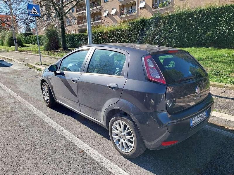 Usata Fiat Punto Evo 77 CV (56 kW) 2012 Nero Utilitaria