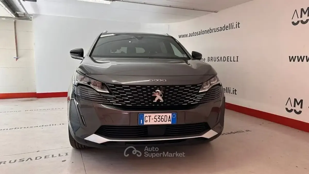 Usata Peugeot 5008 Allure 131 CV (96 kW) 2024 Grigio SUV