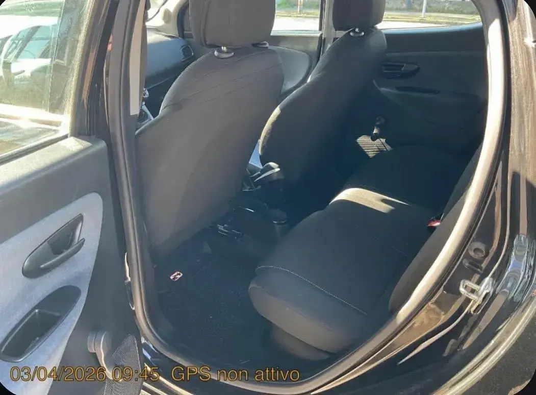 Usata Lancia Ypsilon Silver 69 CV (50 kW) 2022 Blu Utilitaria