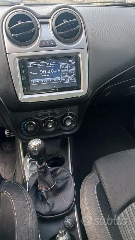 Nero Usata 2009 Alfa Romeo MiTo Distinctive Utilitaria | 2400 € (Super prezzo) - Immagine 1/4