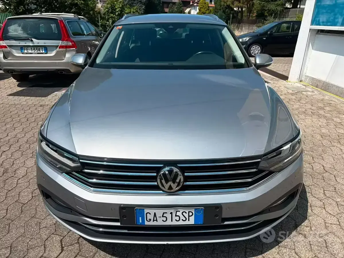 Usata VW Passat Business 150 CV (110 kW) 2020 Grigio Station wagon