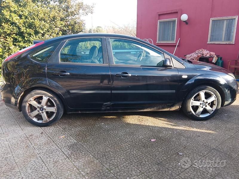 Usata Ford Focus 2007 Nero Berlina
