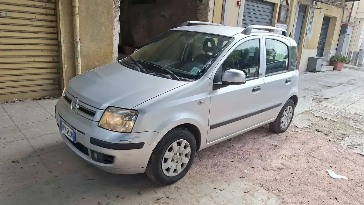 Usata Fiat Panda Dynamic 75 CV (55 kW) 2011 Grigio Utilitaria