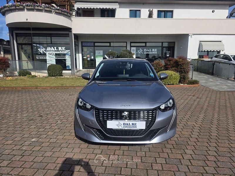 Usata Peugeot 208 Allure 101 CV (74 kW) 2021 Grigio Utilitaria