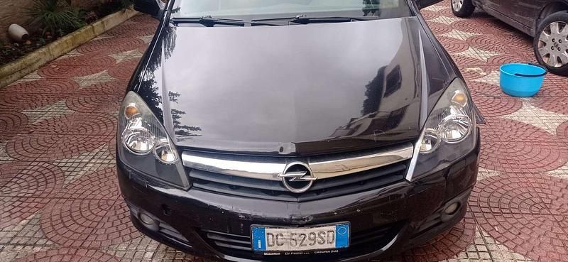 Usata Opel Astra Club 80 CV (58 kW) 2004