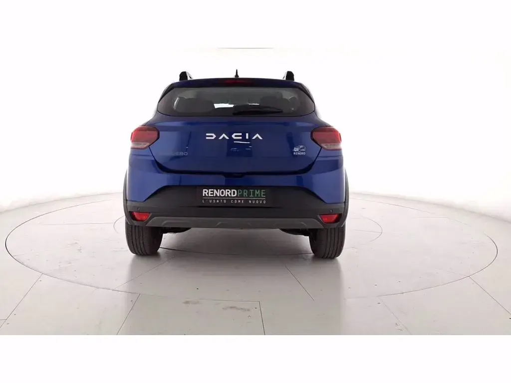 Usata Dacia Sandero Expression 91 CV (66 kW) 2023 Blu scuro Berlina