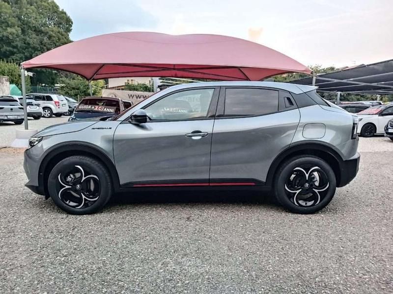 Nuova Alfa Romeo Junior Edizione Speciale 136 CV (100 kW) 2025 Grigio SUV