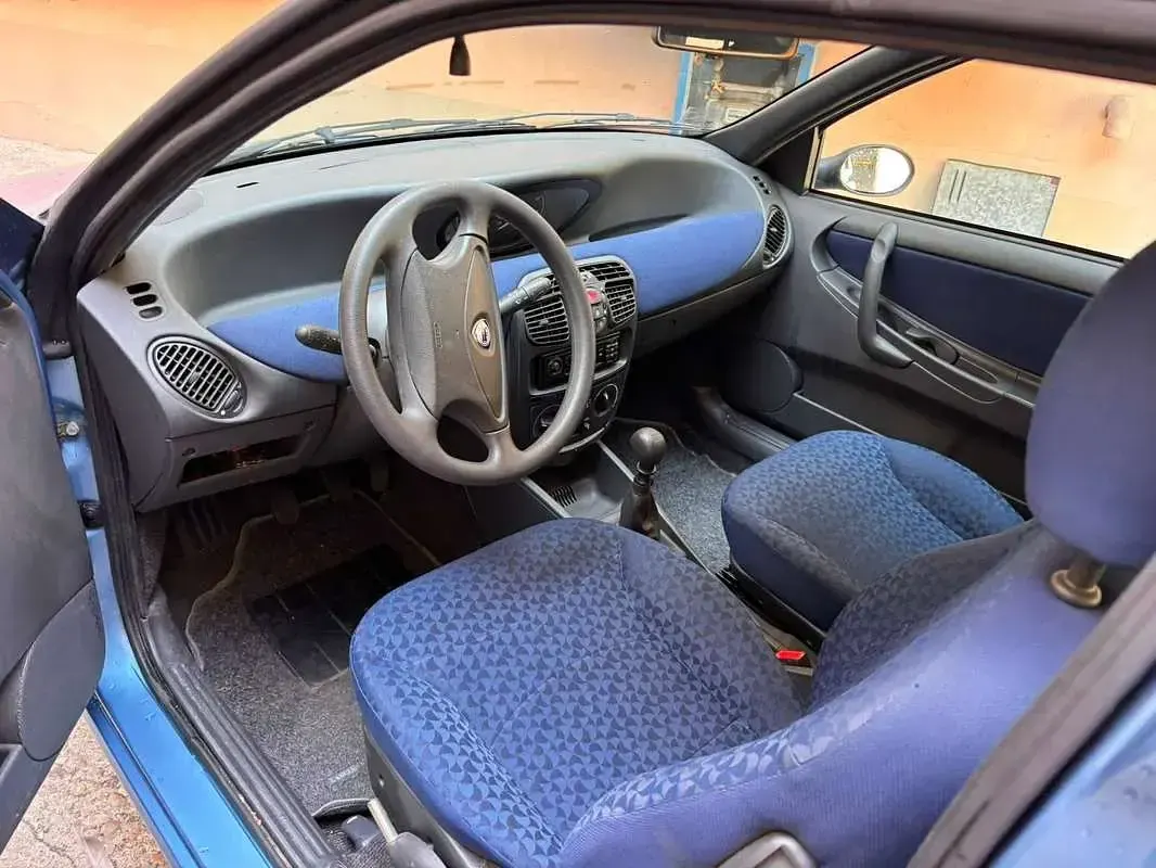 Usata Lancia Ypsilon 60 CV (44 kW) 2000 Blu/azzurro Utilitaria