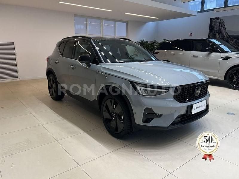 Nouvelle Volvo XC40 Ultra 163 ch (119 kW) 2026 Gris SUV