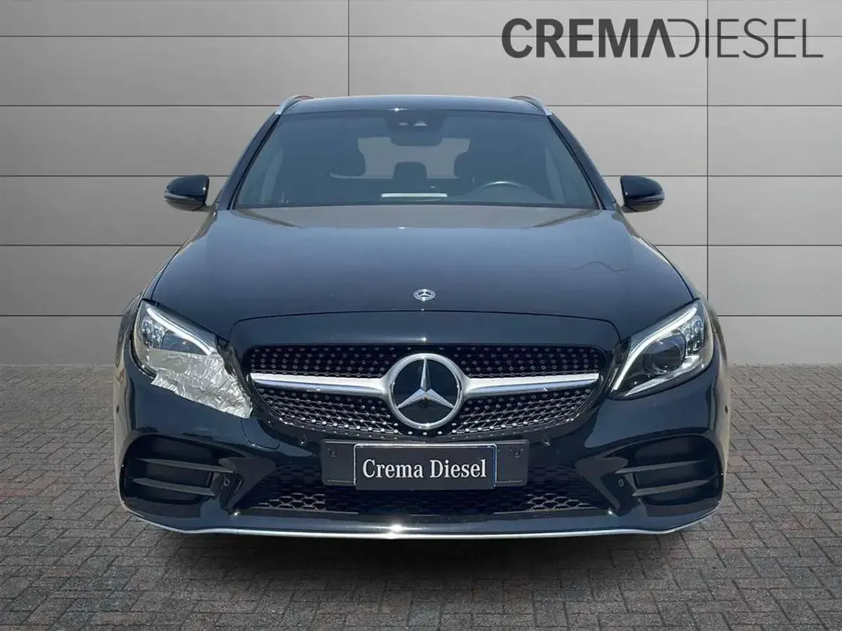 Usata Mercedes C220 Premium 194 CV (142 kW) 2019 Nero Station wagon