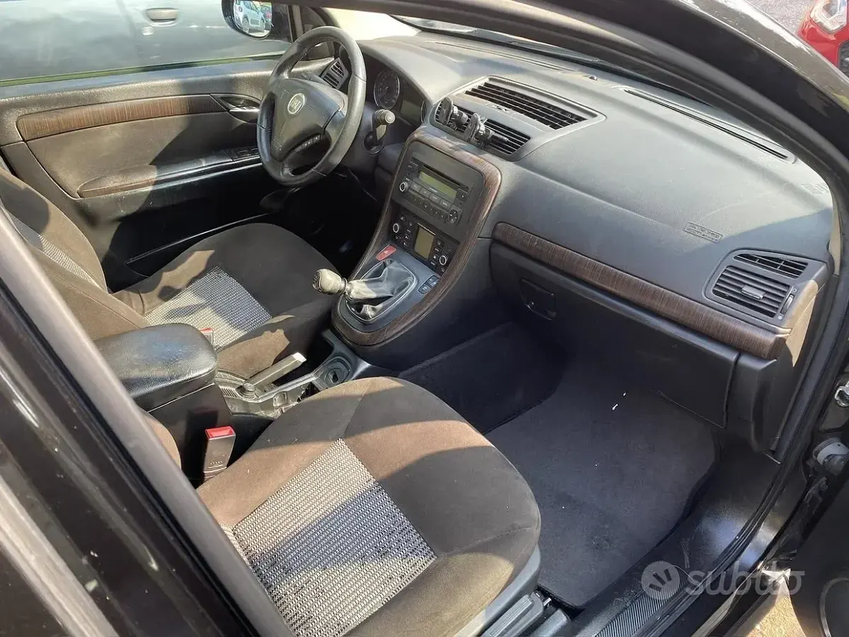Usata Fiat Croma Emotion 150 CV (110 kW) 2009 Nero Station wagon