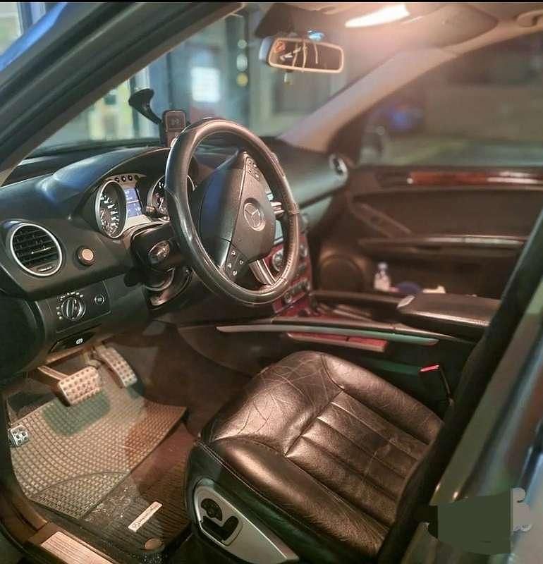 Begagnad Mercedes ML320 224 HK (164 kW) 2007 SUV