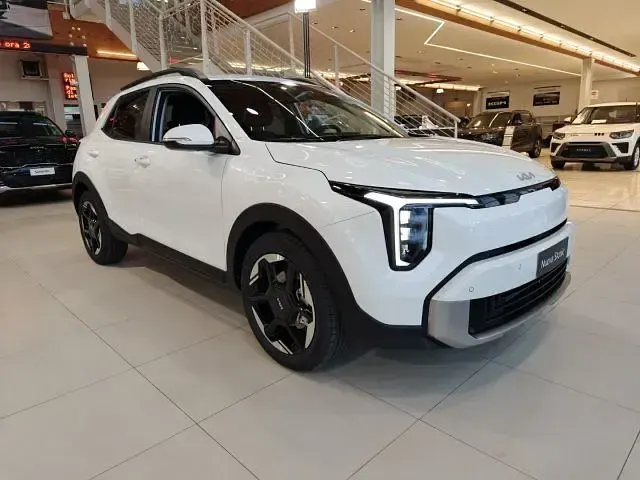 Nuova Kia Stonic Style 116 CV (85 kW) 2026 Bianco pastello SUV